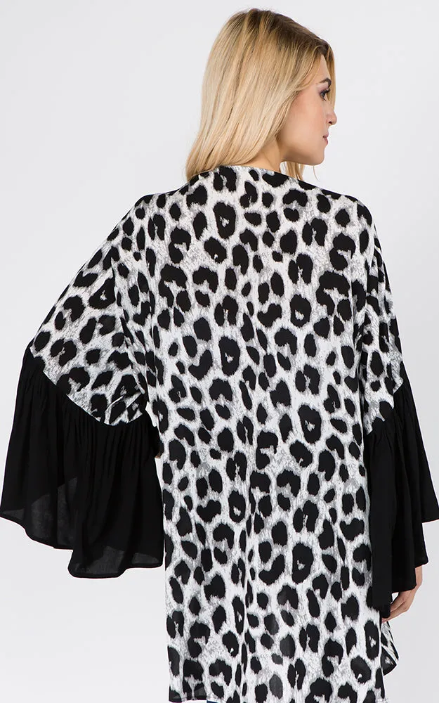KP1C97 Leopard Pattern Ruffle Sleeves Kimono