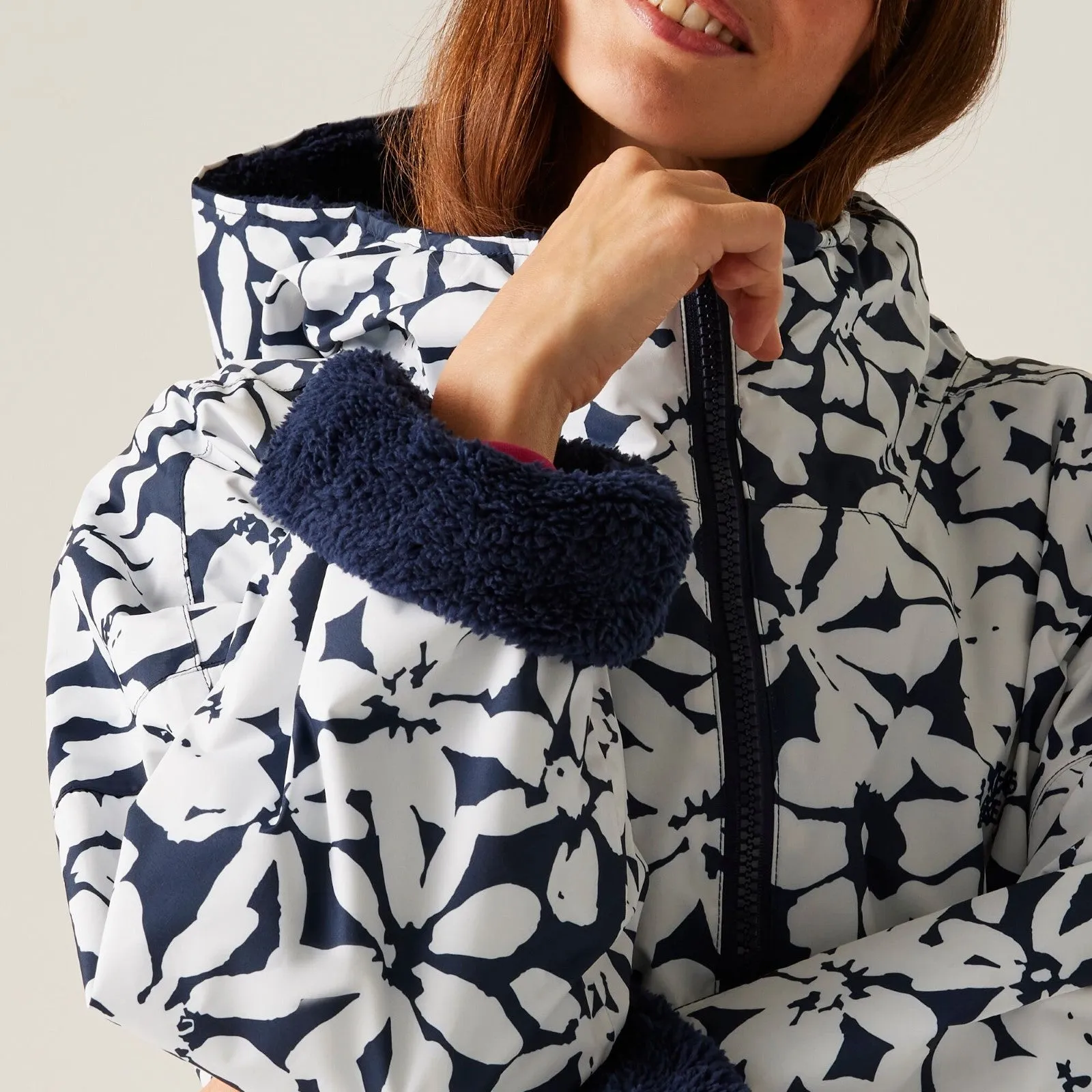 Regatta Outdoor Active Adults Waterproof Changing Robe